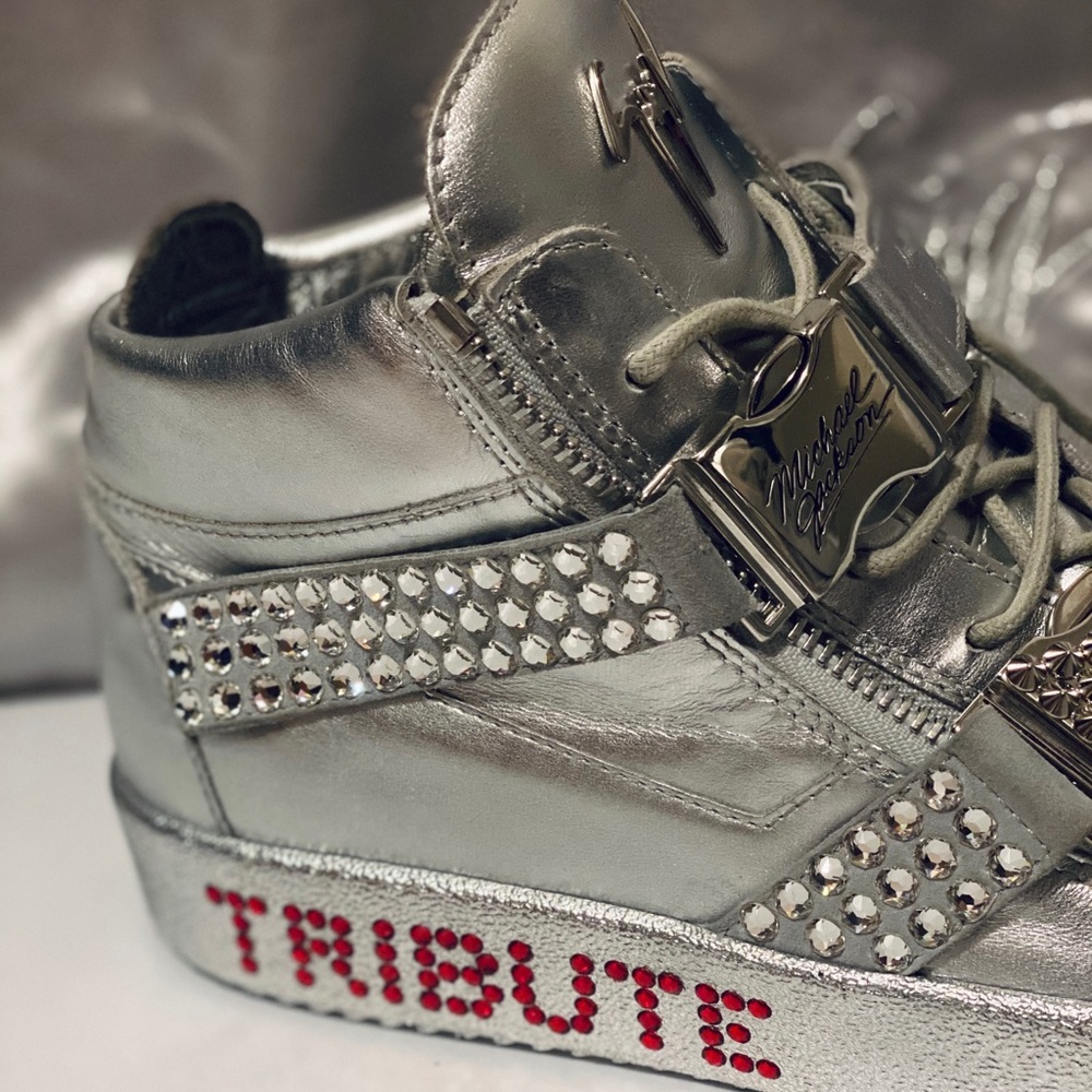 MICHAEL JACKSON TRIBUTE SNEAKERS